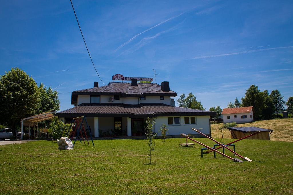 Restaurant Rooms Pino Slunj Exterior photo